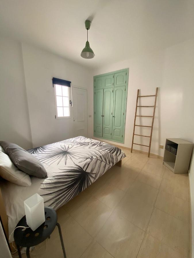 Apartamento Cerca De Las Piscinas Naturales Punta Mujeres المظهر الخارجي الصورة